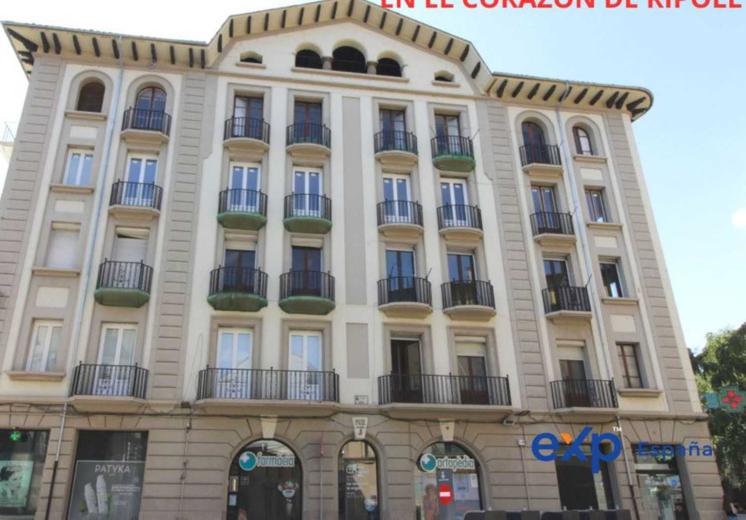 Condominium dans Ripoll, Catalonia 12369821