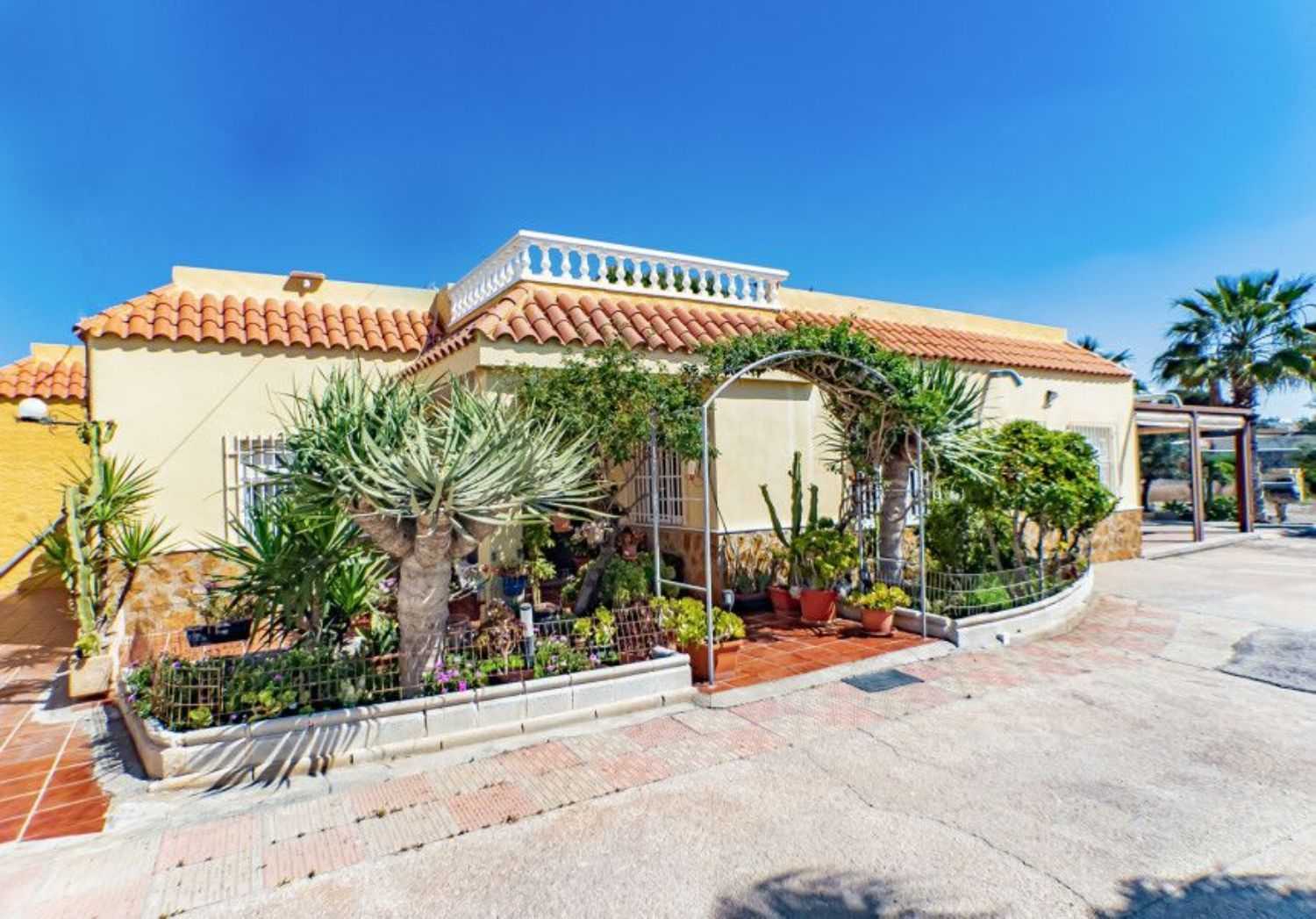 Condominium in El Mami, Andalusia 12369978
