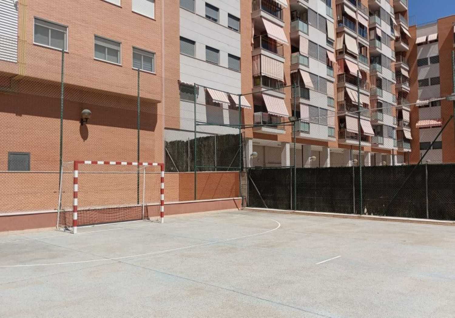Condominio nel Alicante (Alacant), Comunidad Valenciana 12370028