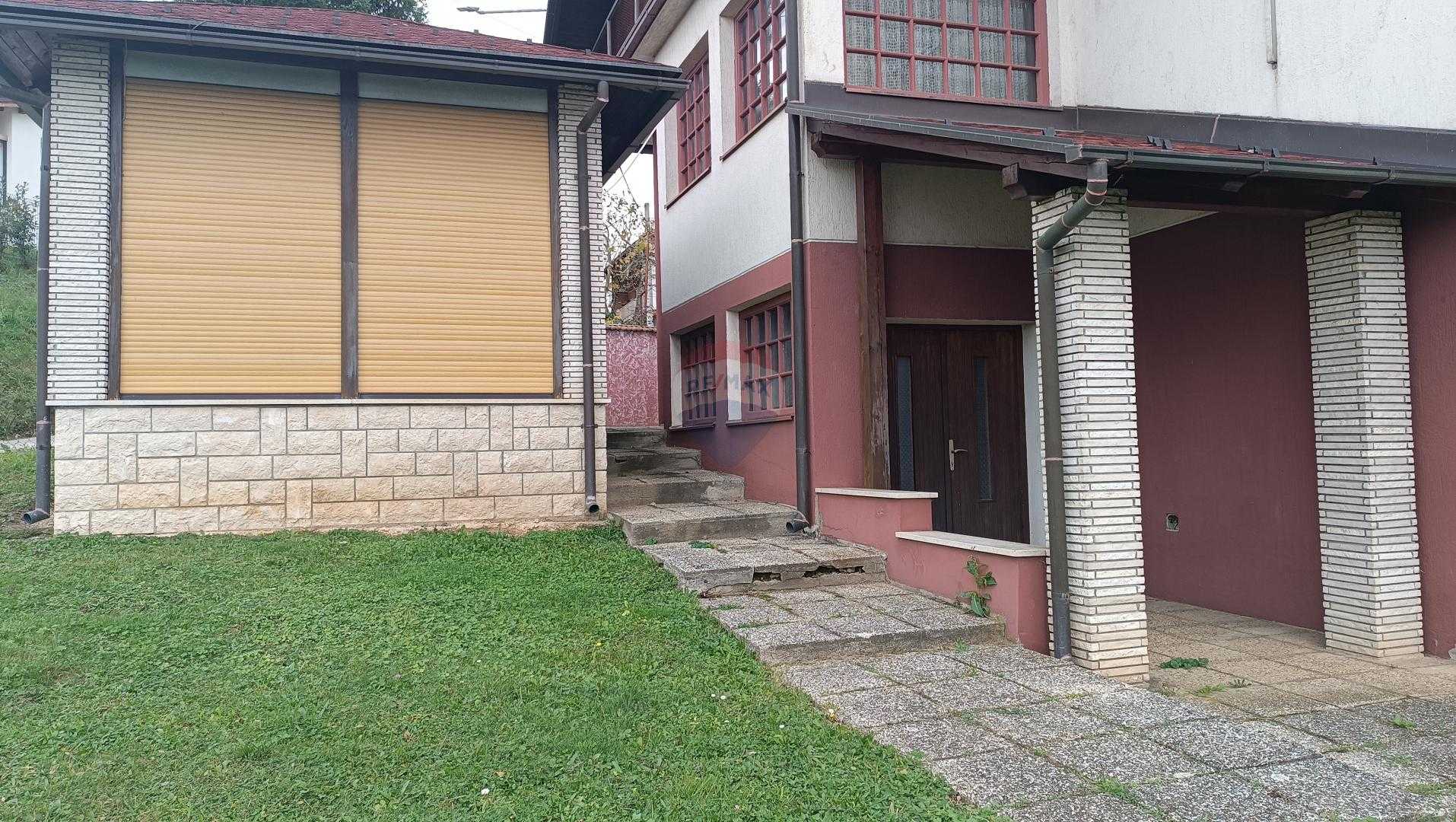 жилой дом в Duga Resa, Karlovacka Zupanija 12370545