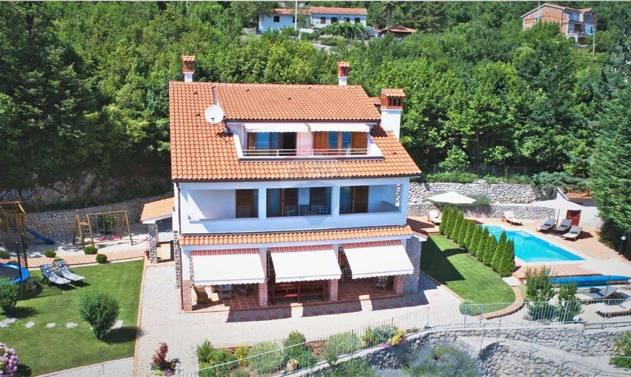 σπίτι σε Icici, Primorsko-Goranska Zupanija 12370551