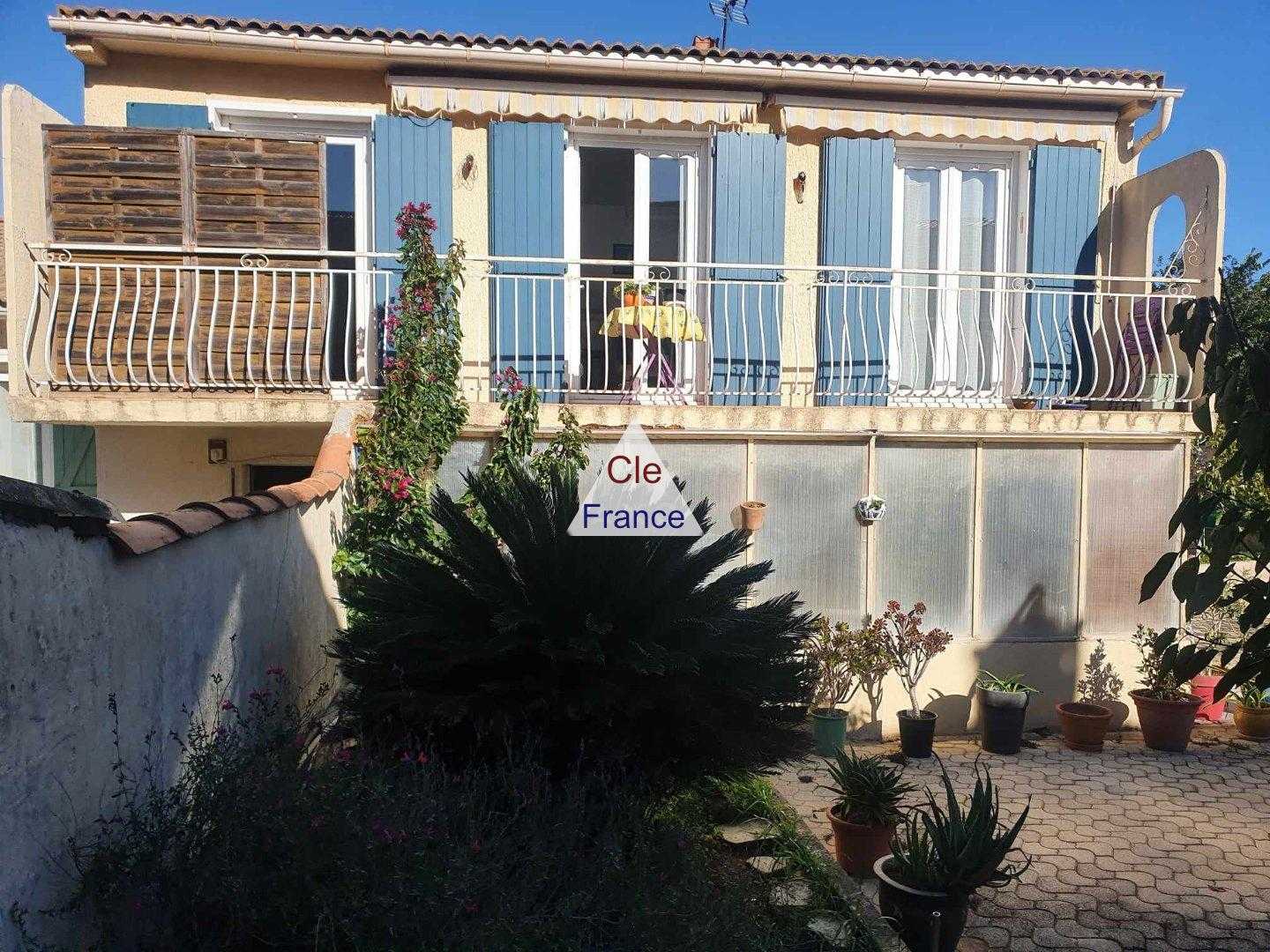 σπίτι σε La Seyne-sur-Mer, Provence-Alpes-Côte d'Azur 12371901