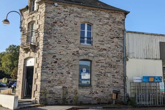 House in Malestroit, Bretagne 12372549