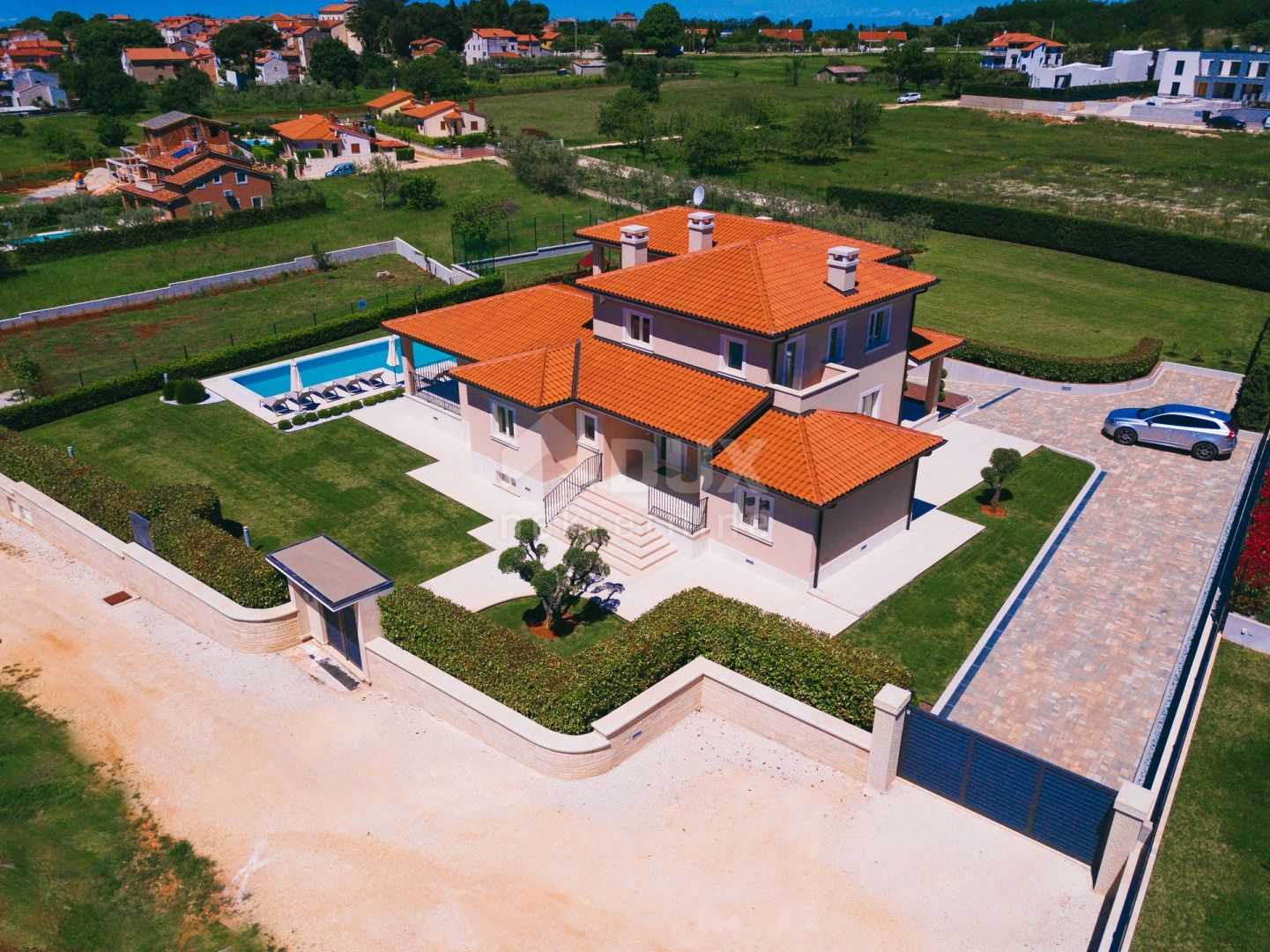 casa en Deklići, Istria County 12372934