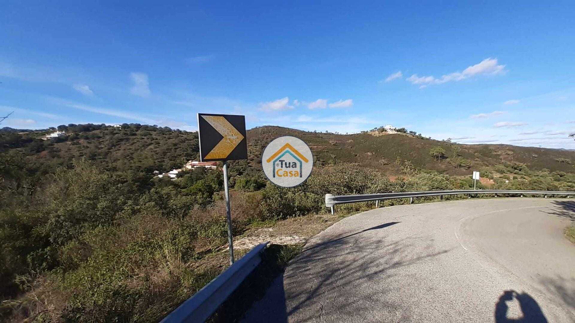 الأرض في São Brás de Alportel, Faro District 12373048
