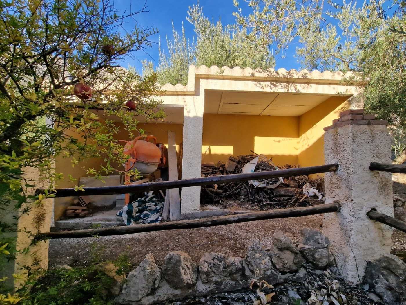 σπίτι σε Alcaucín, Andalusia 12373408