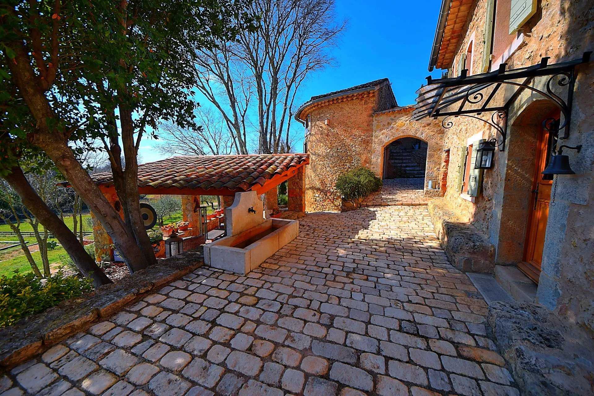 House in Saint-Antonin-du-Var, Provence-Alpes-Cote d'Azur 12373855