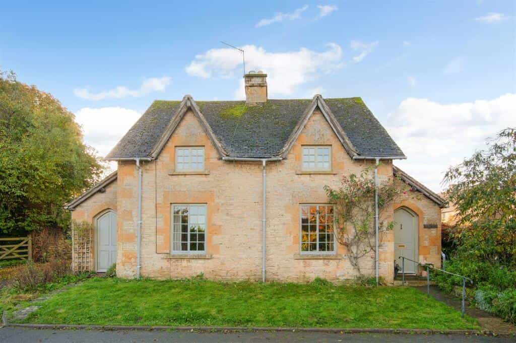 Casa nel Lower Swell, Gloucestershire 12374477