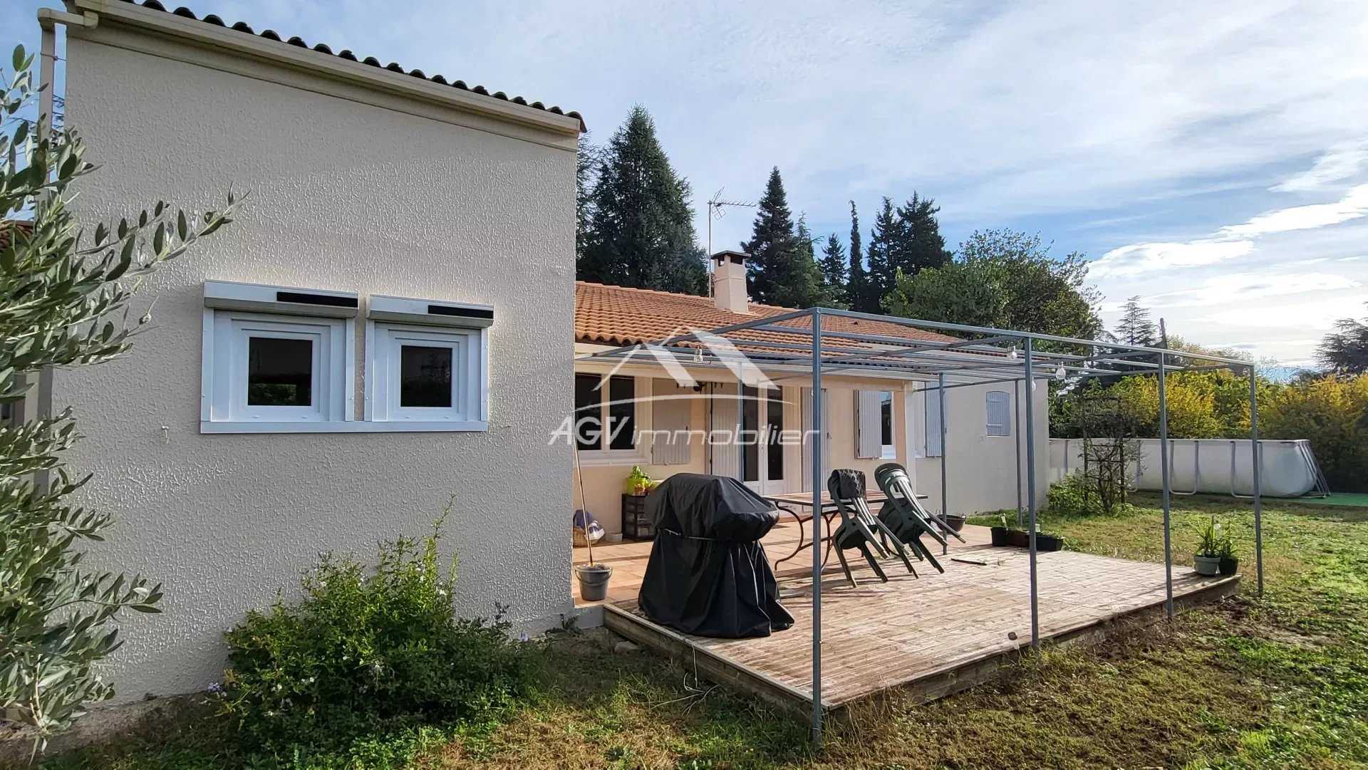 House in Saint-Ambroix, Occitanie 12374923