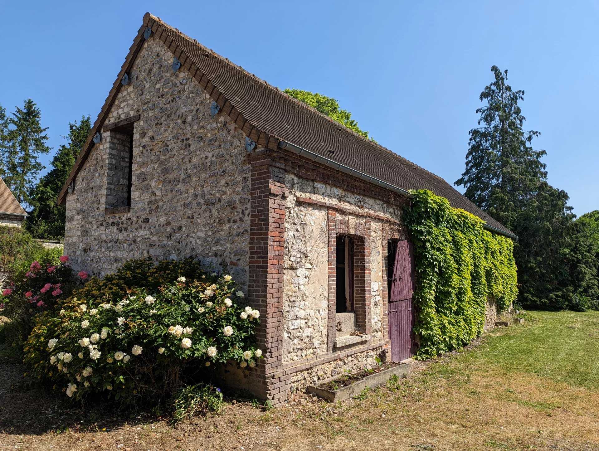 Hus i Fontaine-sous-Jouy, Normandie 12374980