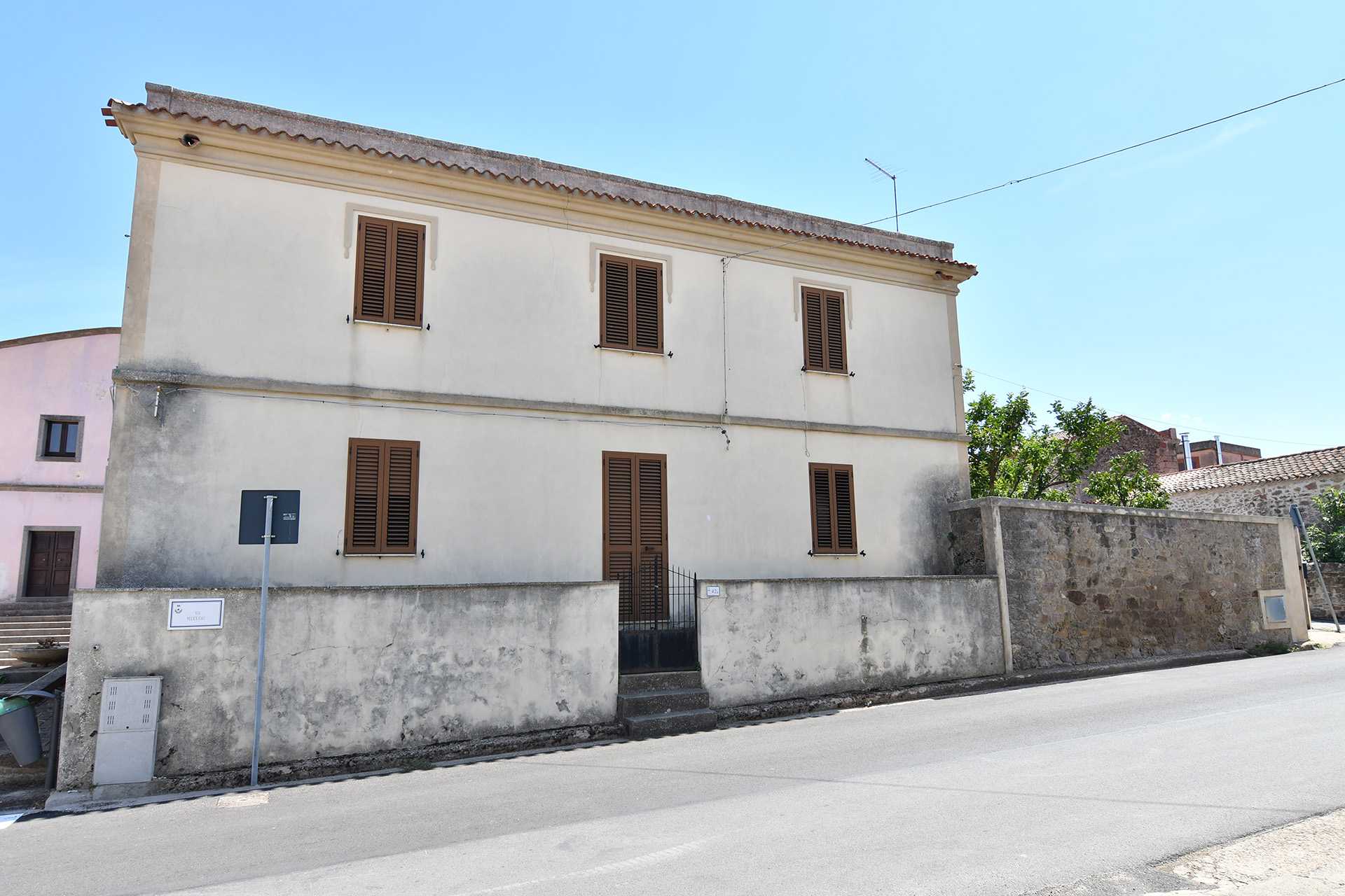 房子 在 Nughedu Santa Vittoria酒店, 撒丁岛 12375096