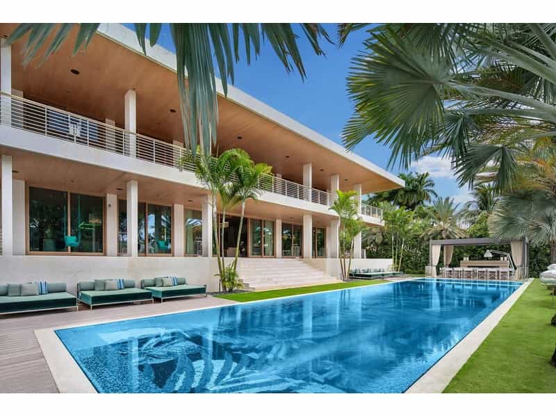 House in Miami Beach, Florida 12375222