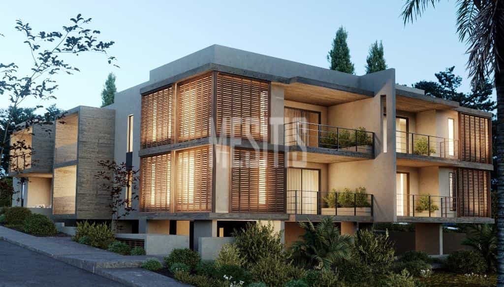 Condominium dans Strovolos, Nicosia 12375444