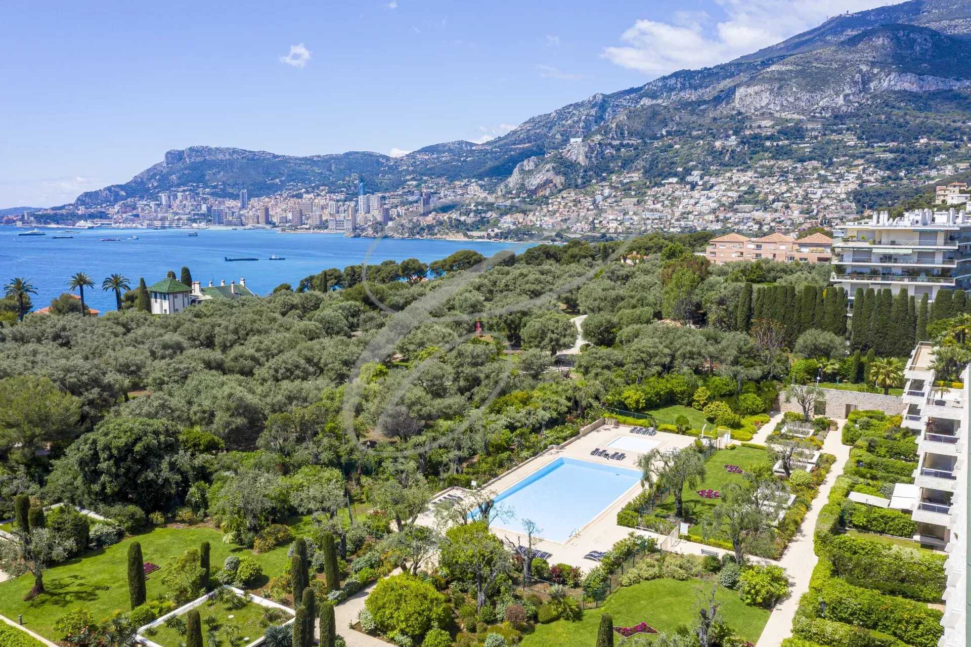 Condominium dans Cap Martin, Provence-Alpes-Cote d'Azur 12376335