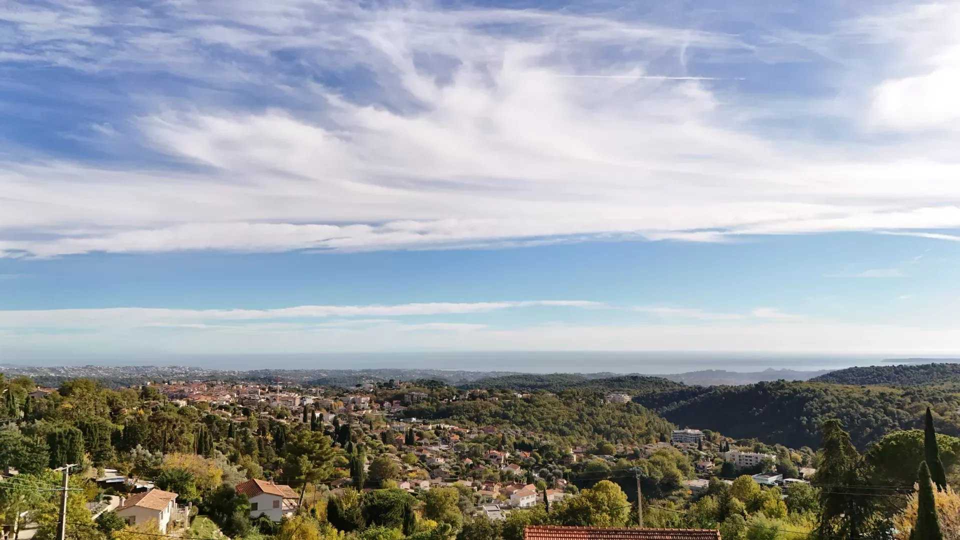 Land in Vence, Provence-Alpes-Cote d'Azur 12376402