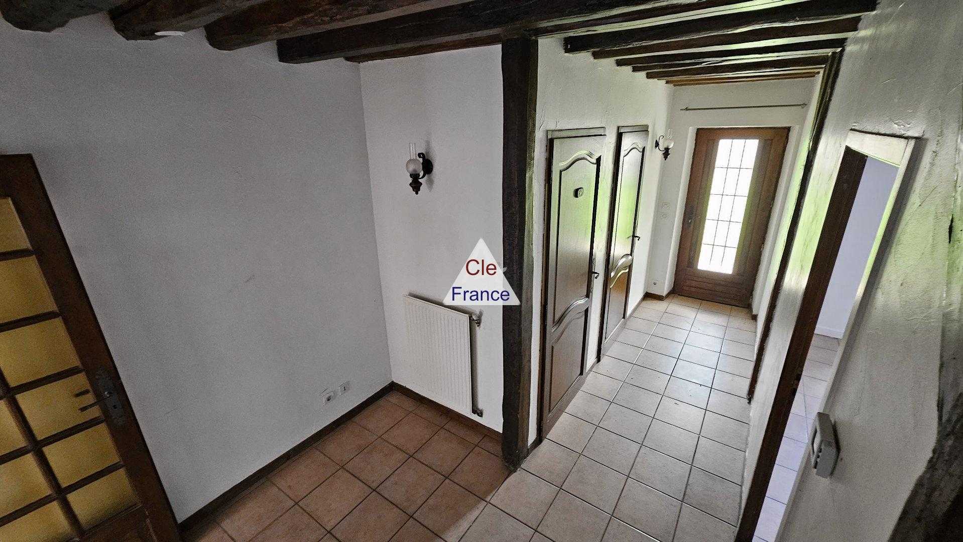 بيت في Cepoy, Centre-Val de Loire 12376988