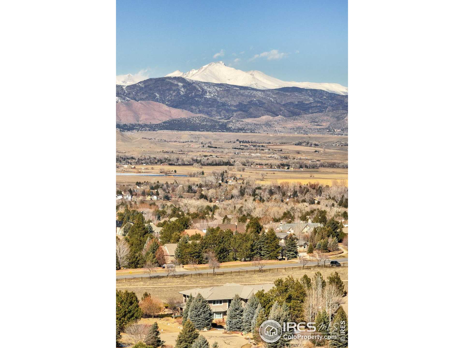 بيت في Longmont, Colorado 12377465