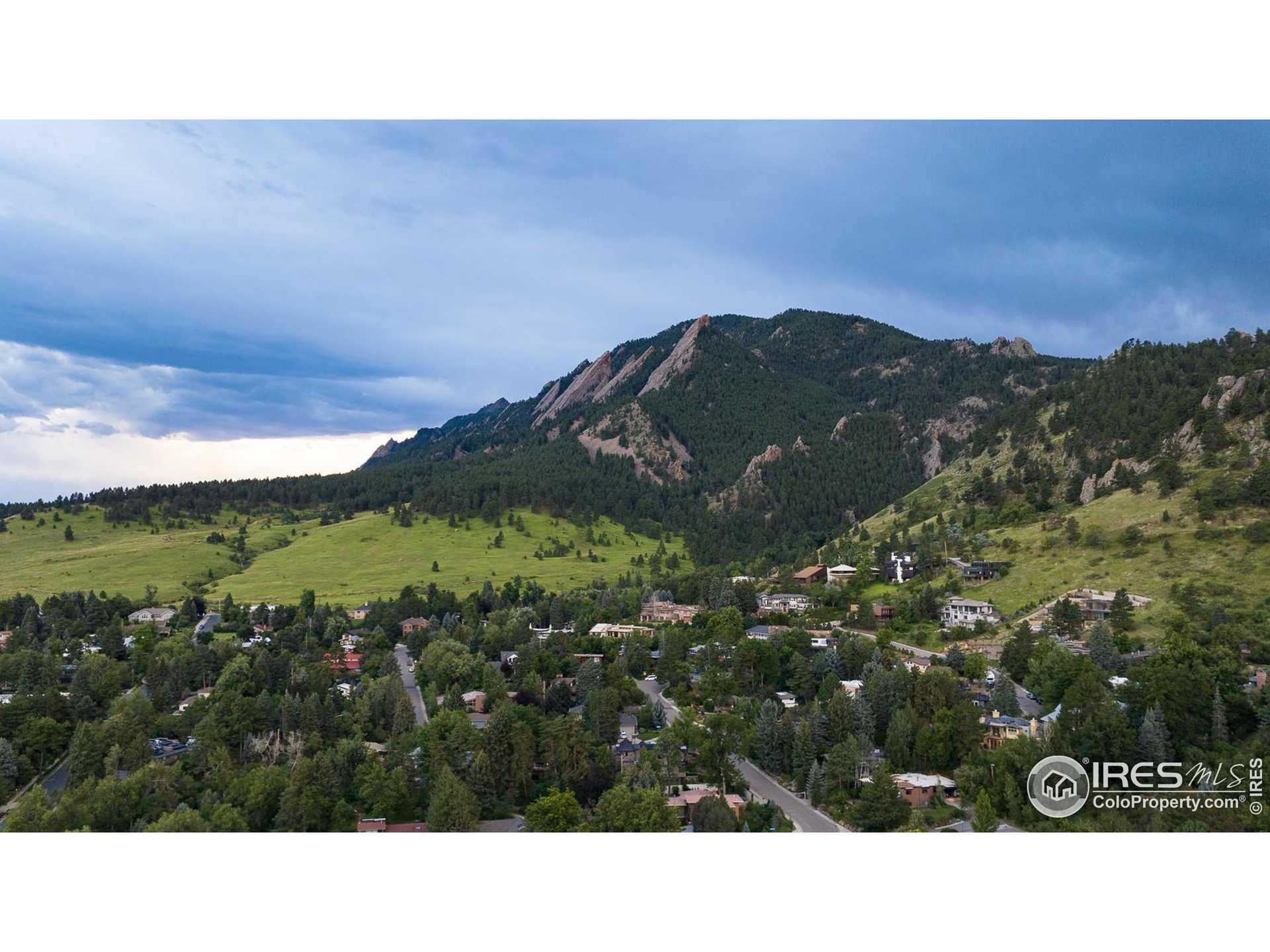 casa no Boulder, Colorado 12377503