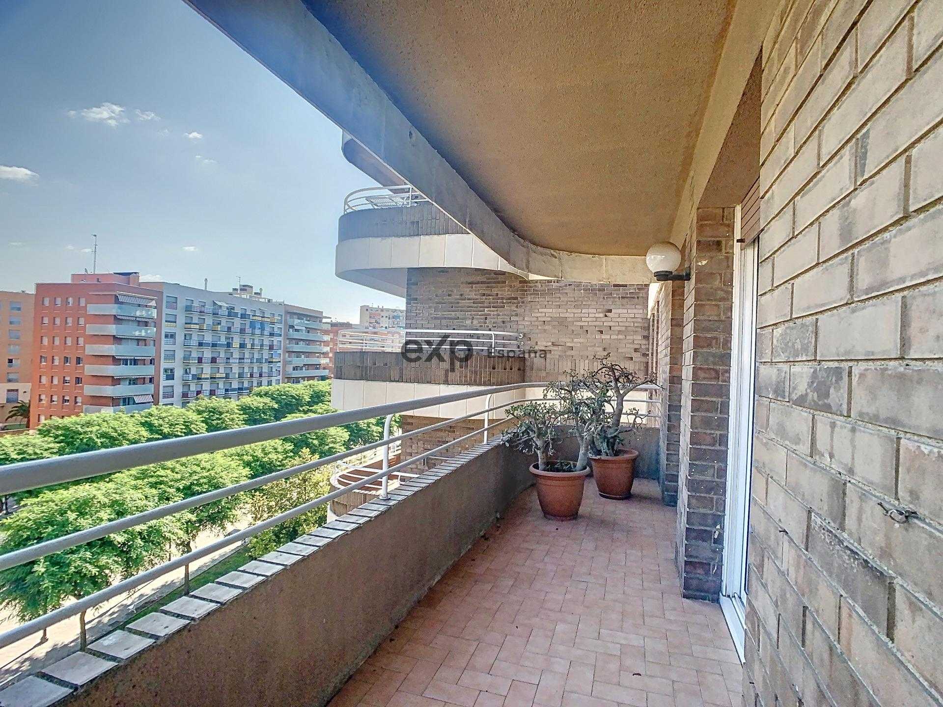 Condominium in Tarragona, Catalonia 12381412