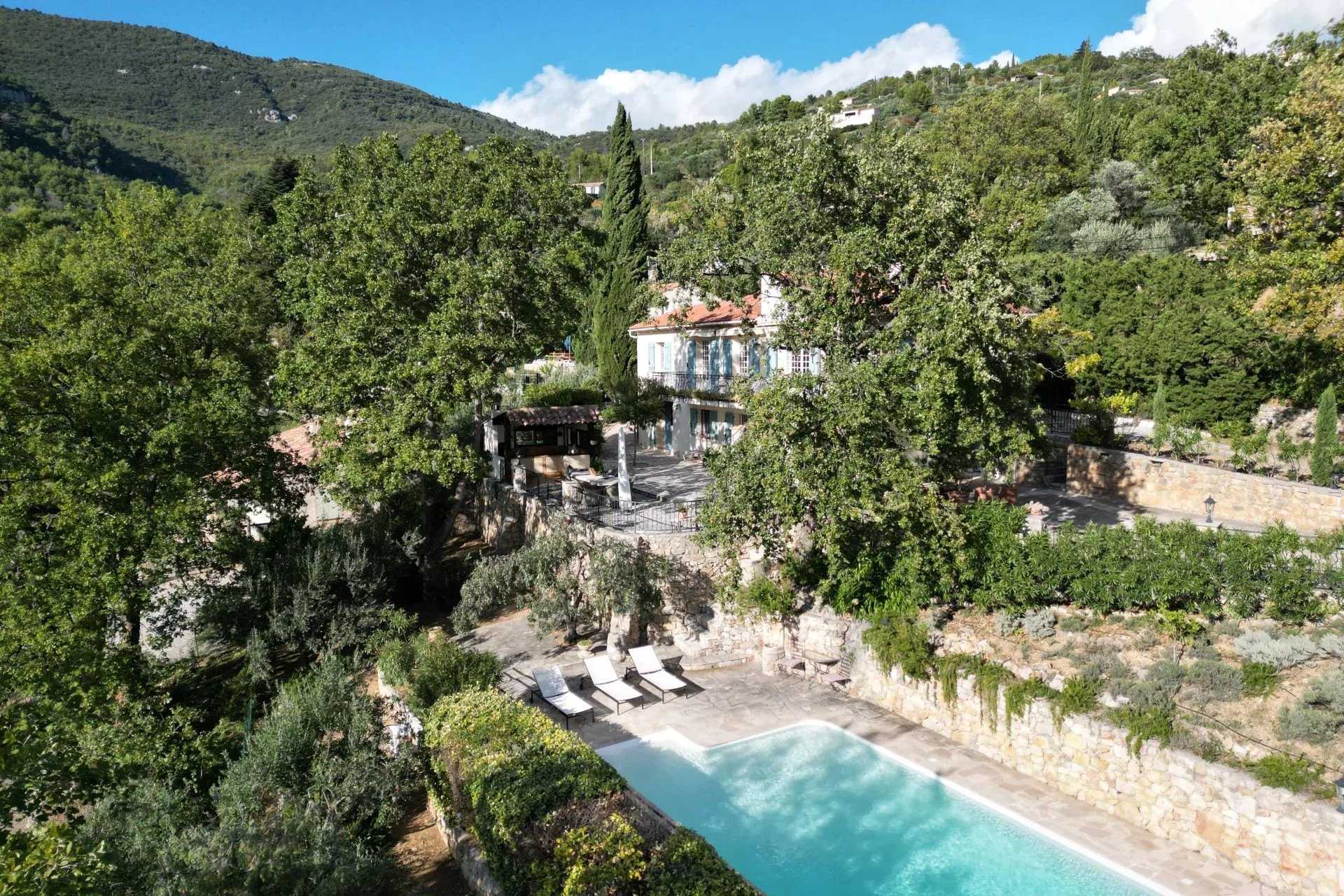 House in Seillans, Provence-Alpes-Cote d'Azur 12382599