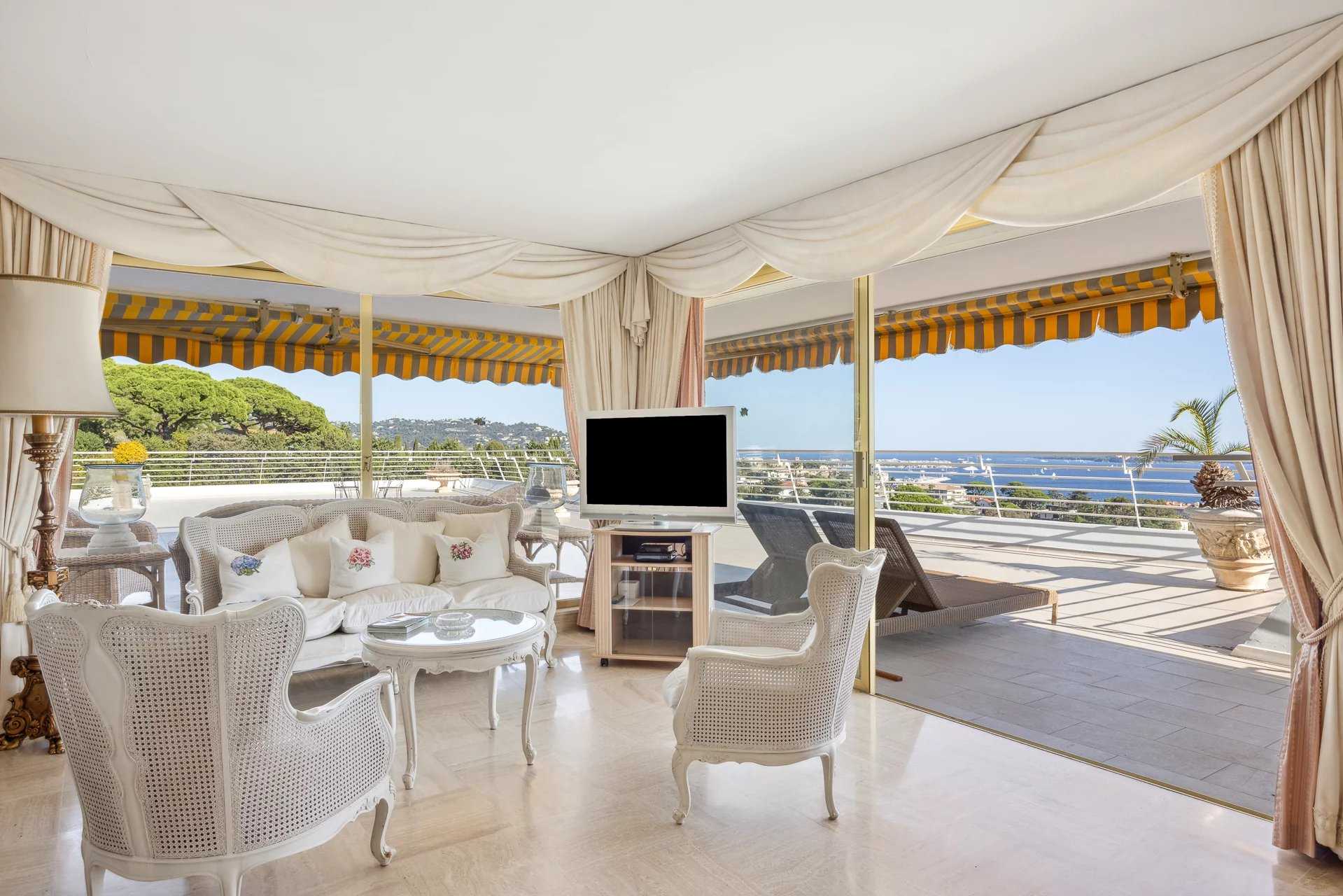 Eigentumswohnung im Cannes, Provence-Alpes-Côte d'Azur 12382884