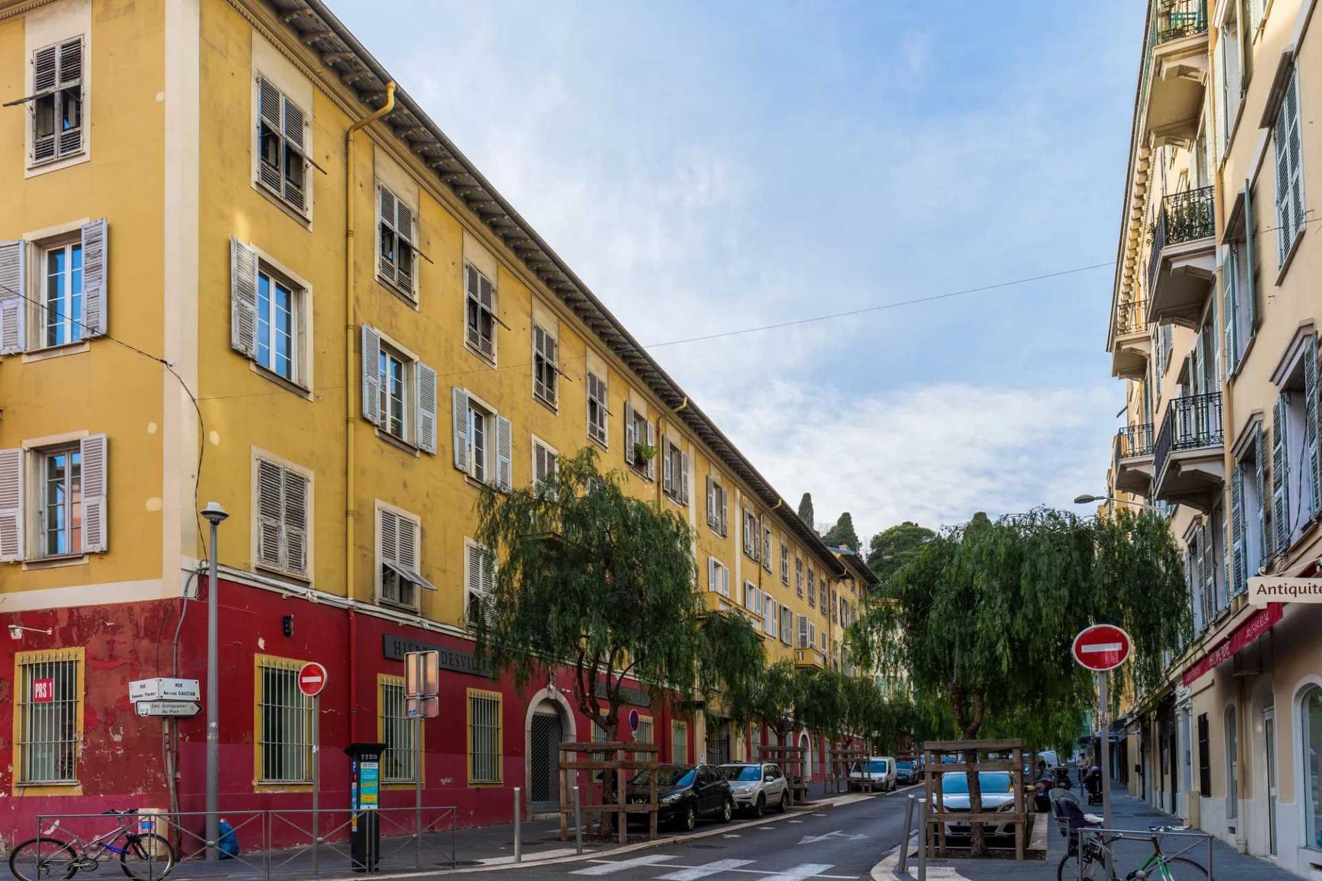 Condominium dans Nice, Alpes-Maritimes 12383178