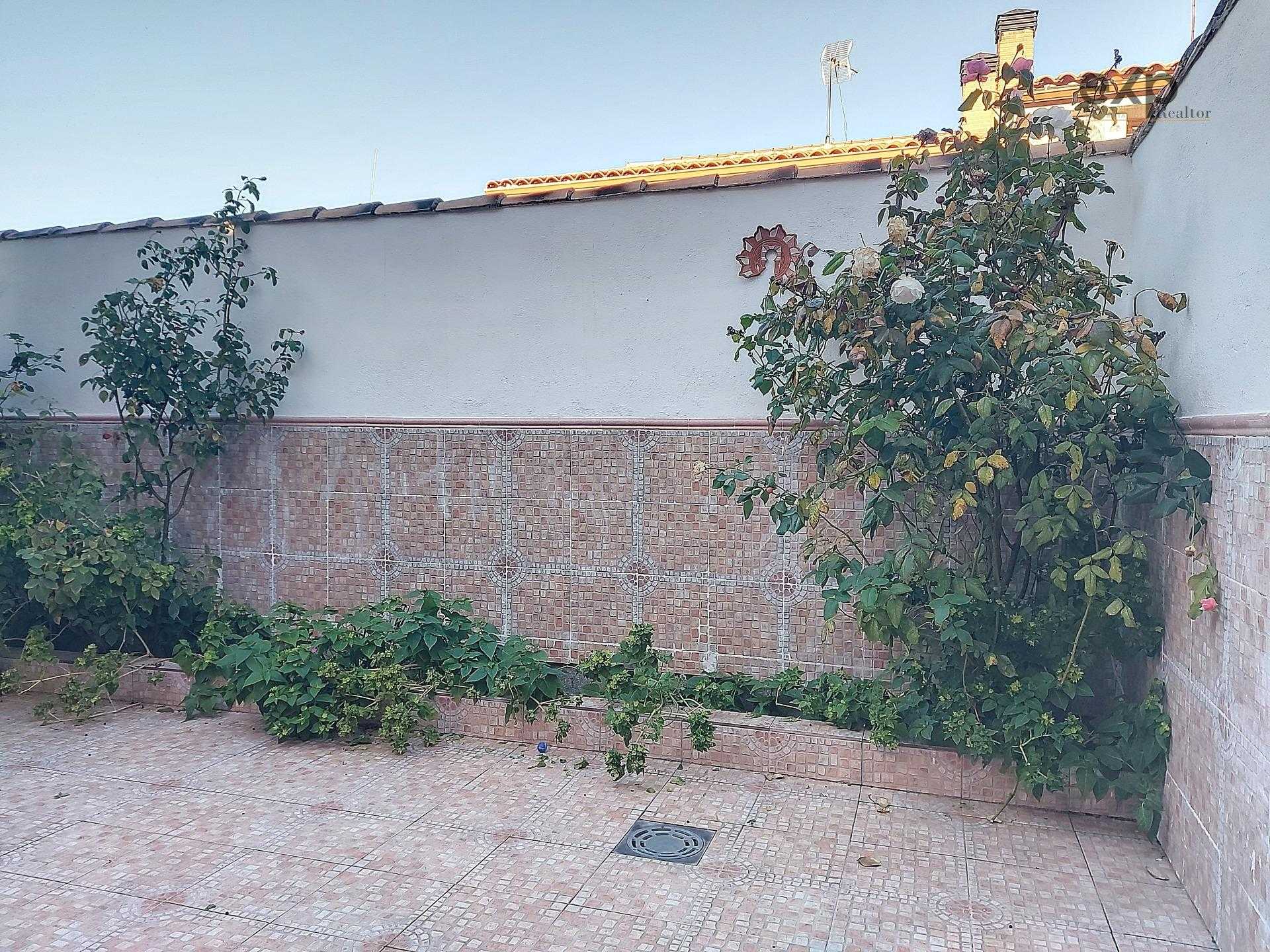 casa en Bargas, Castille-La Mancha 12383699