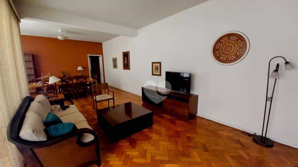 Condominium in Flamengo, Rio de Janeiro 12384077