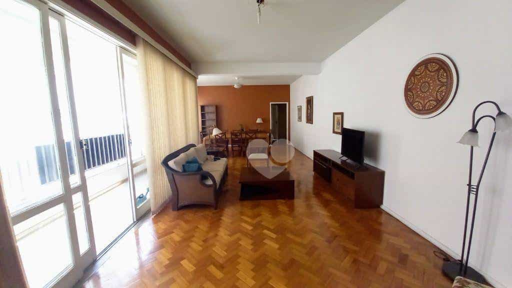 Condominium in Flamengo, Rio de Janeiro 12384077