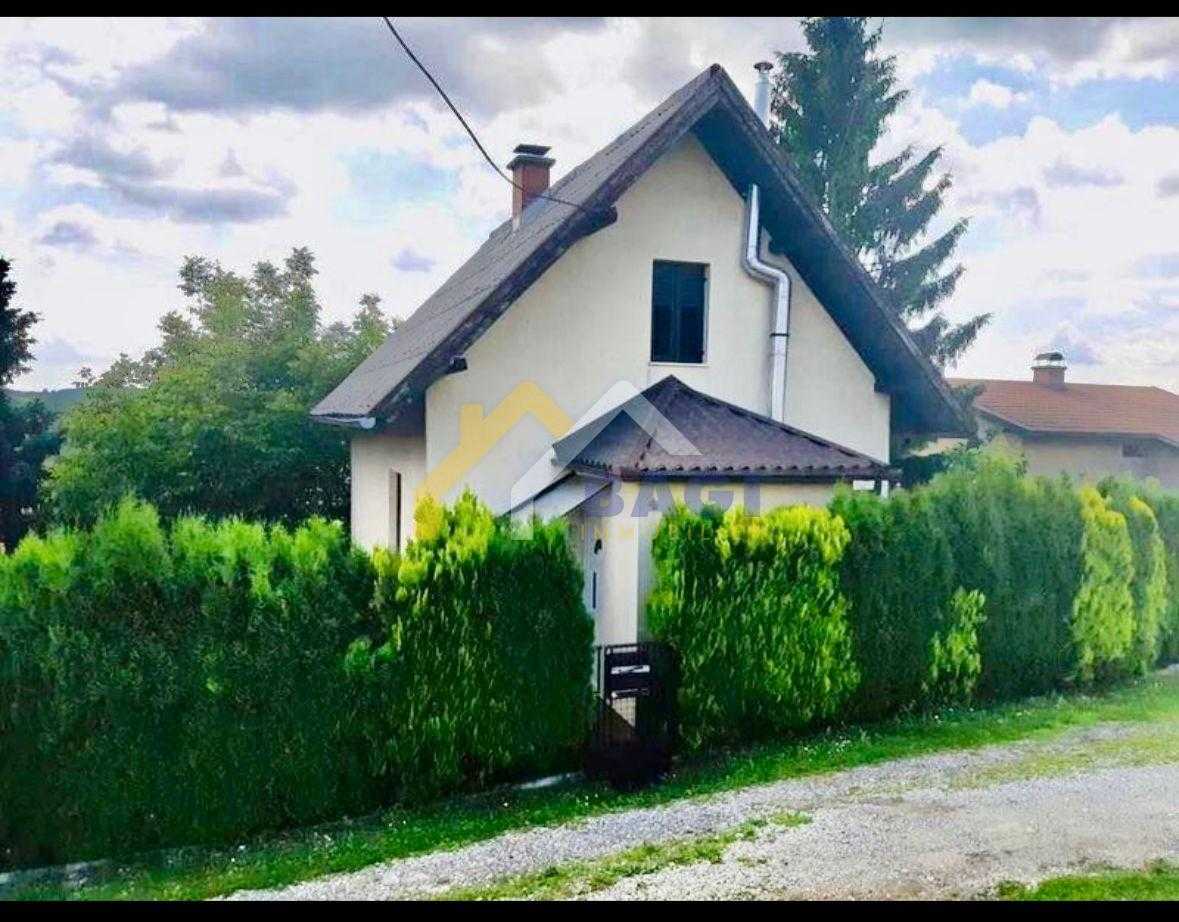 بيت في Donja Stubica, Krapinsko-Zagorska Zupanija 12384080