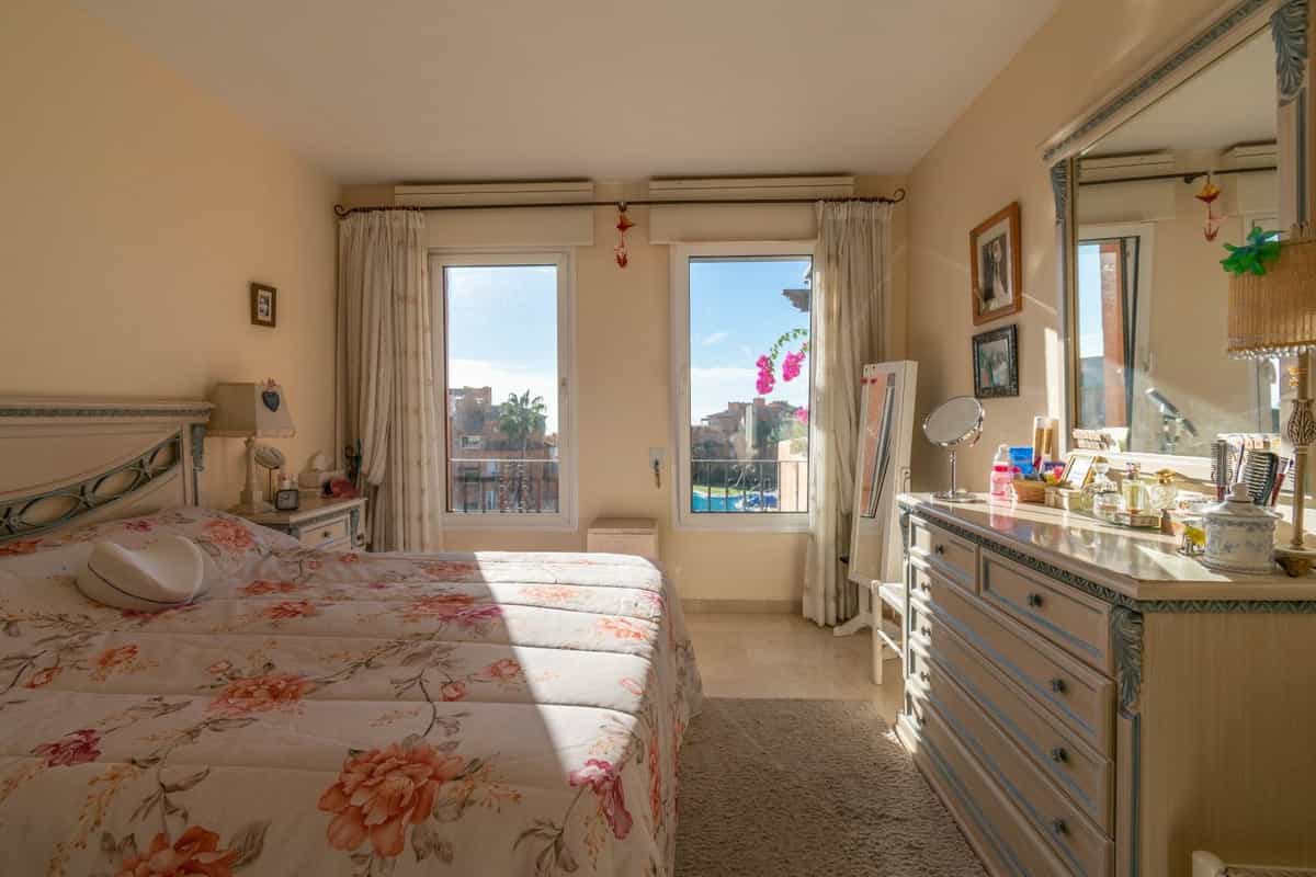 公寓 在 Castillo de Sabinillas, Andalusia 12384166