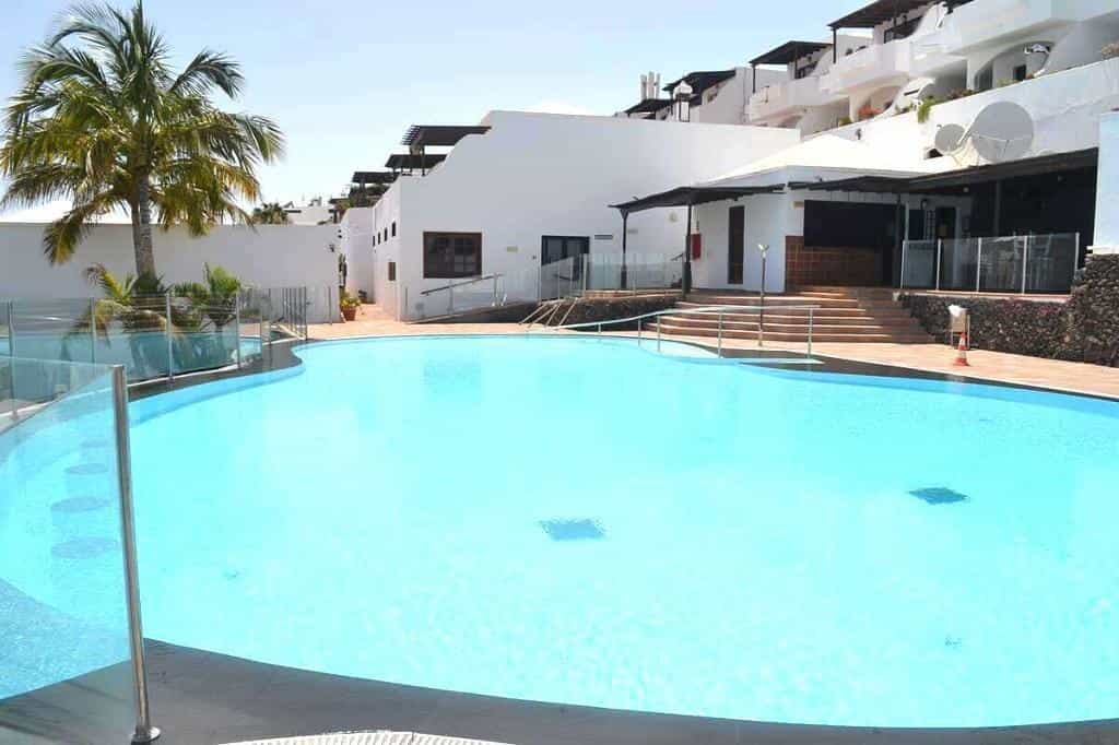 Condominium in Macher, Canary Islands 12384743