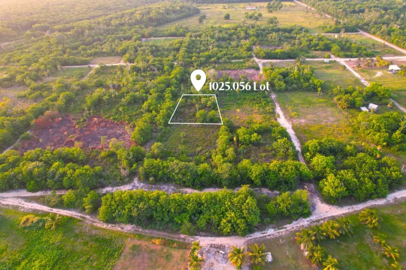 Land in , Corozal District 12384908