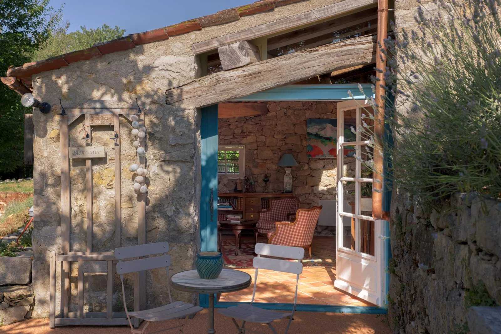 Dom w Mons, Provence-Alpes-Côte d'Azur 12385052