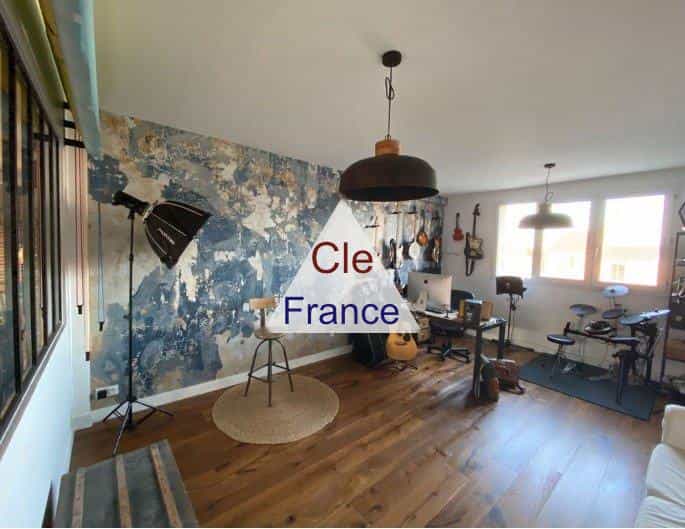 집 에 Montreuil, Île-de-France 12385270