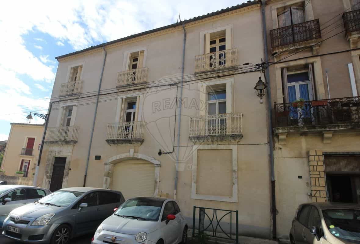 房子 在 Pouzolles, Occitanie 12386182
