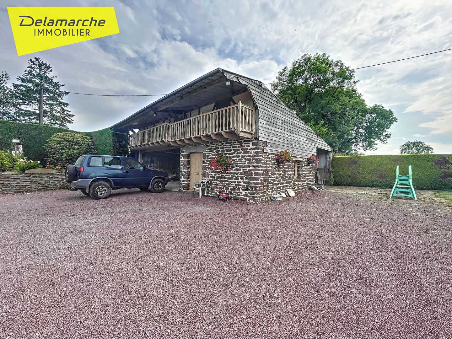 بيت في Saint-Sauveur-la-Pommeraye, Normandie 12386256