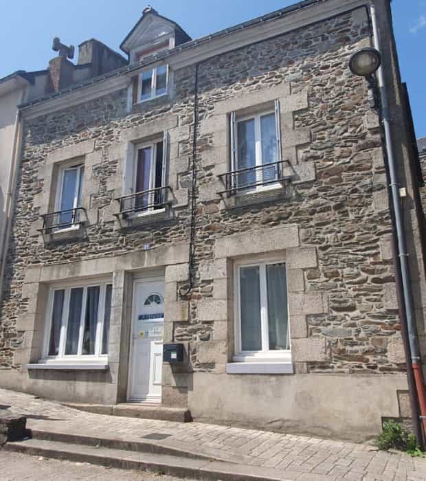 Dom w Rohana, Bretania 12386813