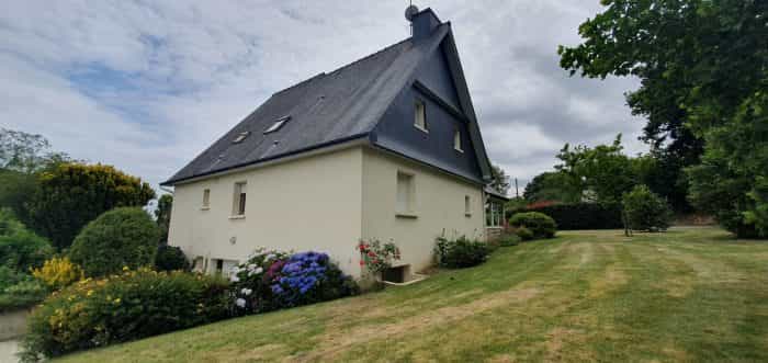 Casa nel Le Quillio, Bretagne 12386825
