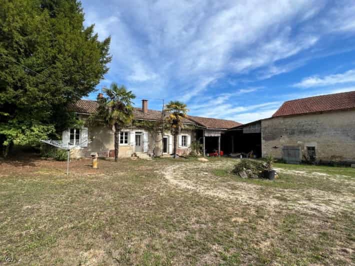 casa en Londigny, Nouvelle-Aquitaine 12386859