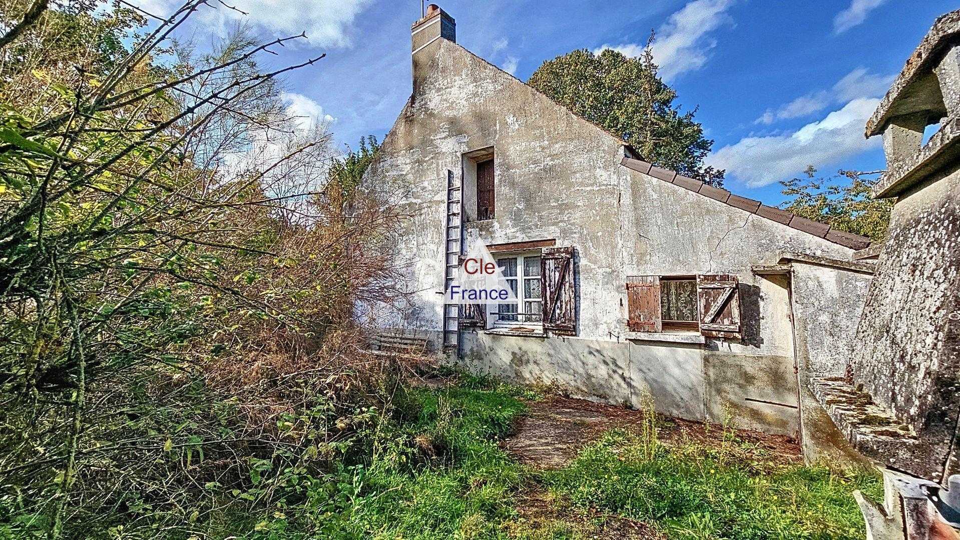 House in Pannes, Centre-Val de Loire 12386908