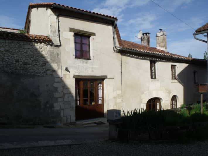 casa no Grand-Brassac, Nouvelle-Aquitaine 12386910