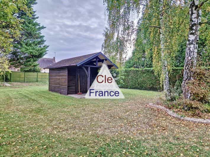 Будинок в Бове, О-де-Франс 12386930