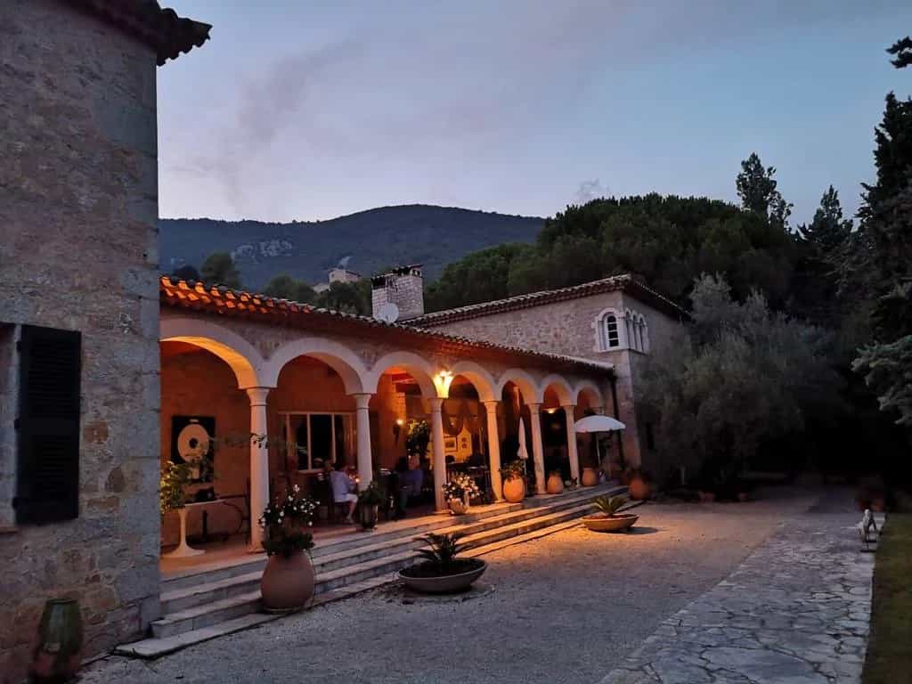 σπίτι σε Seillans, Provence-Alpes-Côte d'Azur 12387056