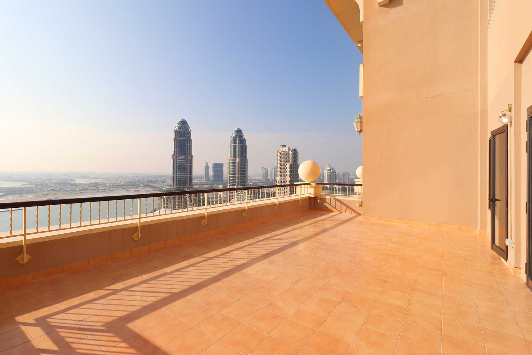 Condominium in Doha, Ad Dawhah 12387437