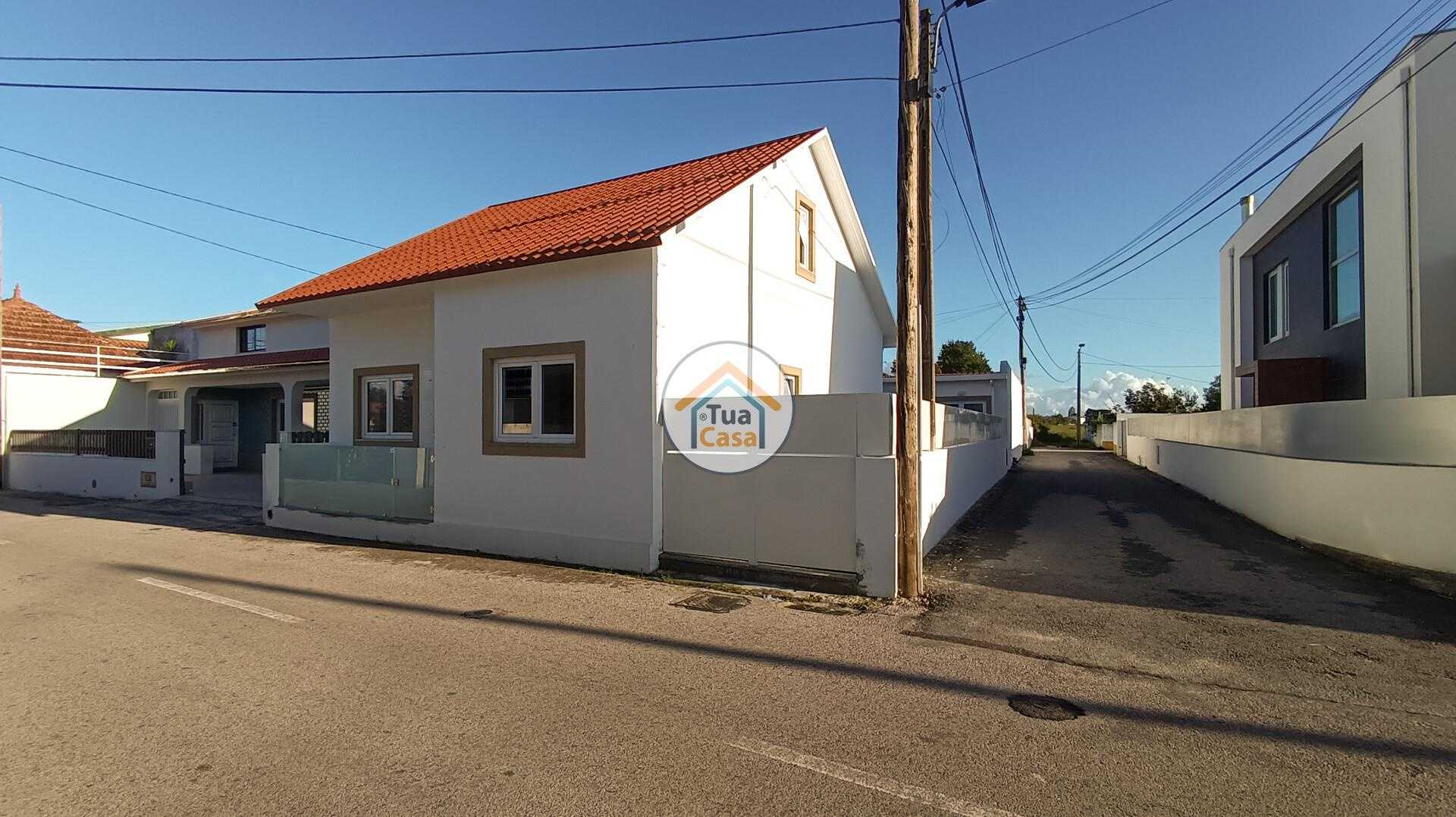 rumah dalam Ilhavo, Aveiro District 12388248