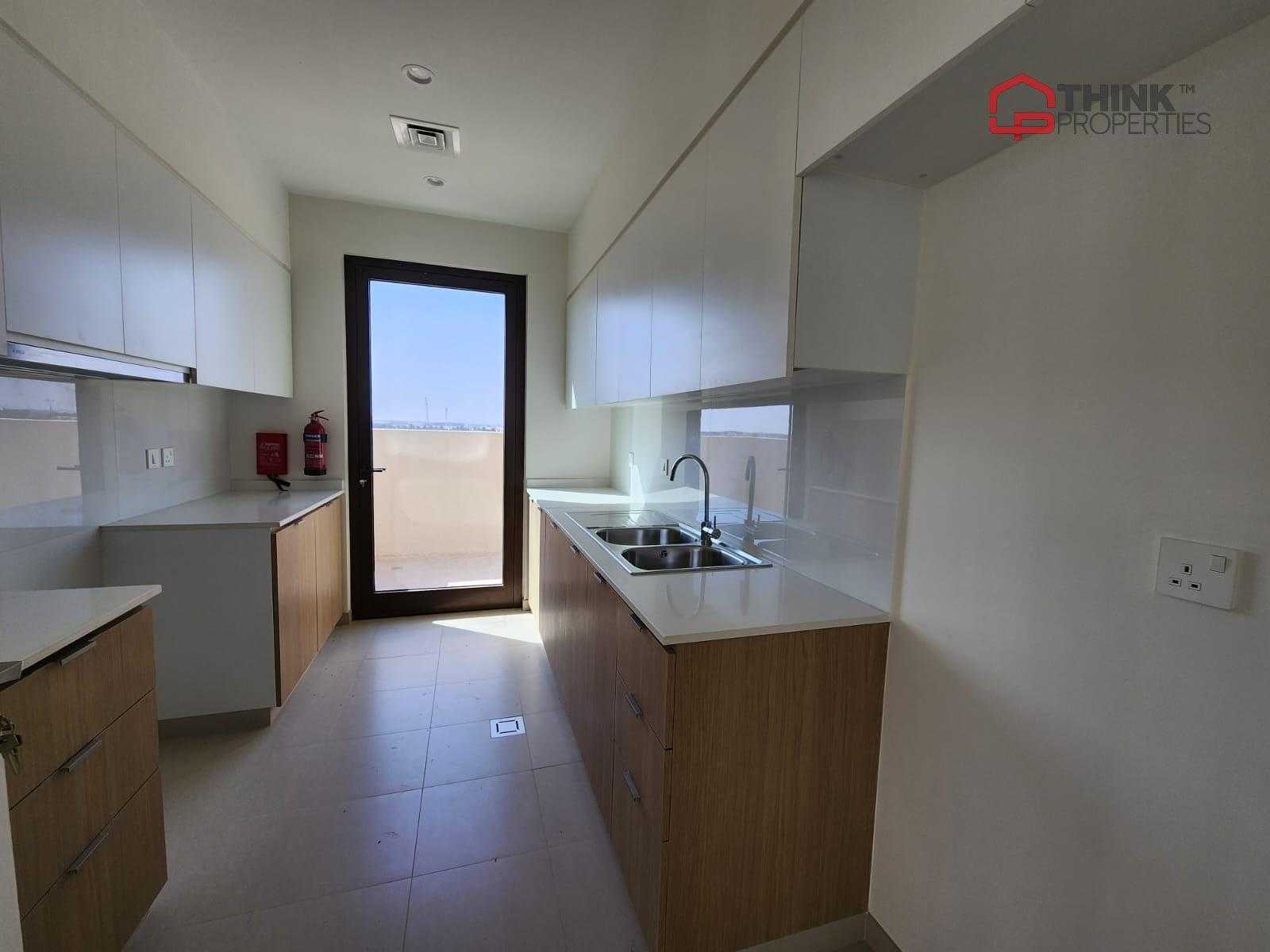 公寓 在 烏爾庫布·尤韋扎, 杜拜伊 12388338