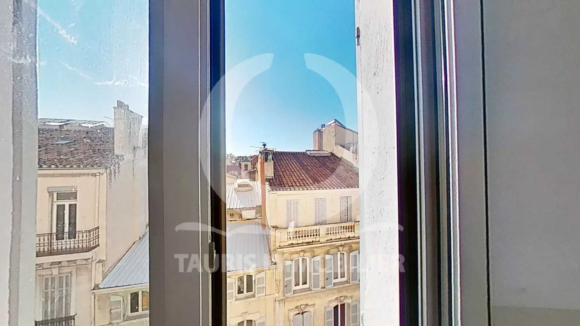 Eigentumswohnung im Marseille, Provence-Alpes-Côte d'Azur 12389146