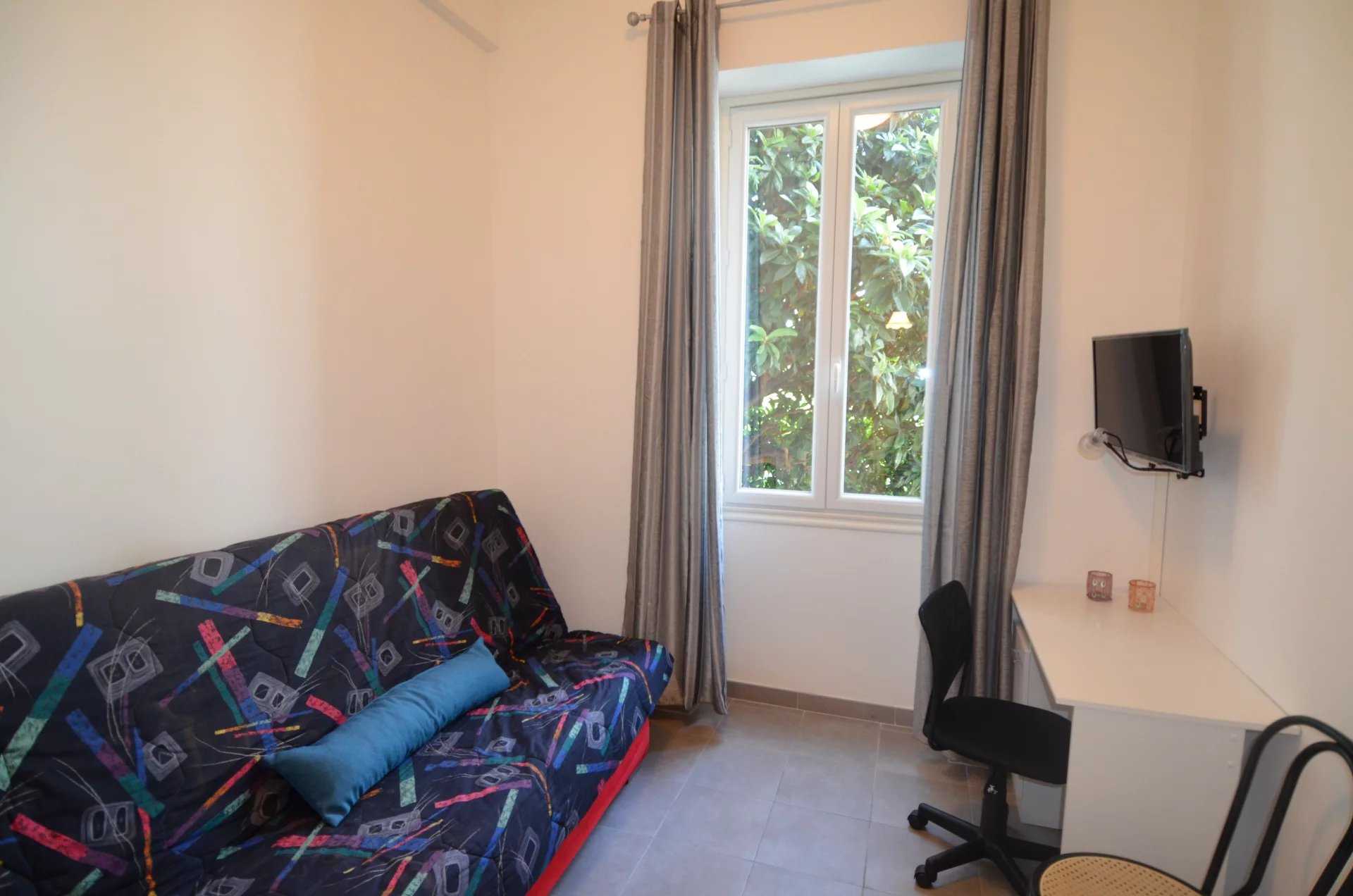 公寓 在 Nice, Alpes-Maritimes 12389168