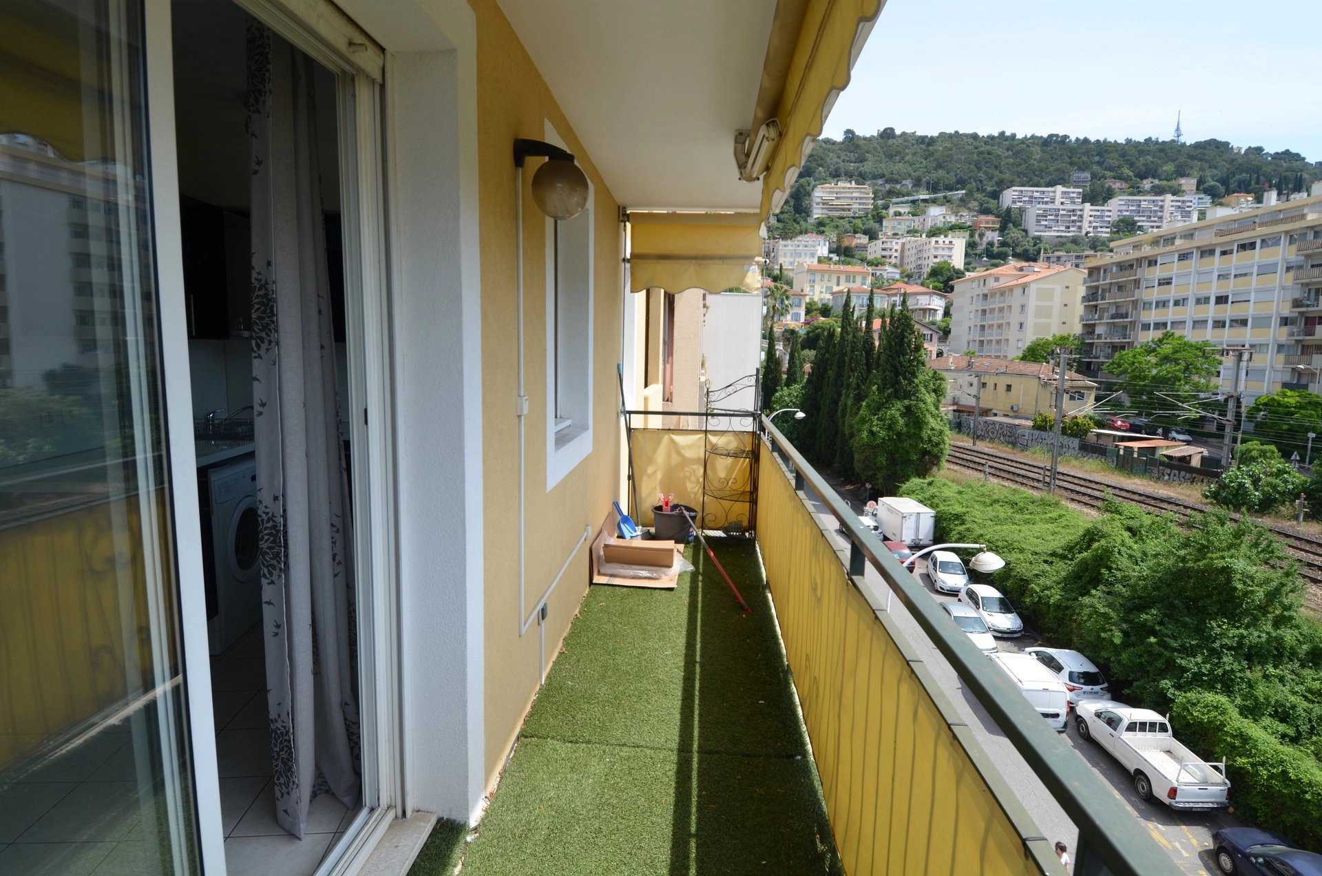 Condominium dans Bon, Provence-Alpes-Côte d'Azur 12389171